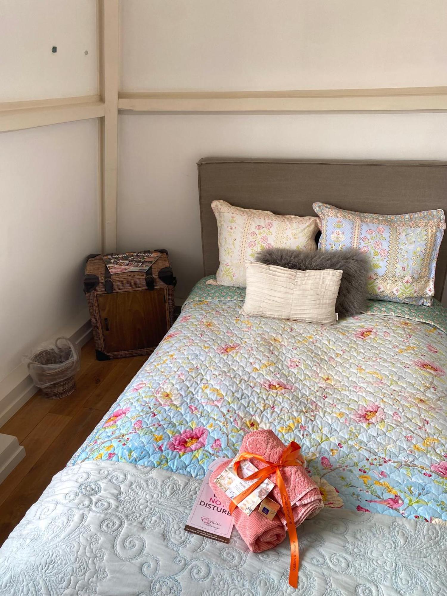 Bubbles & Bed Bilthoven Exterior foto