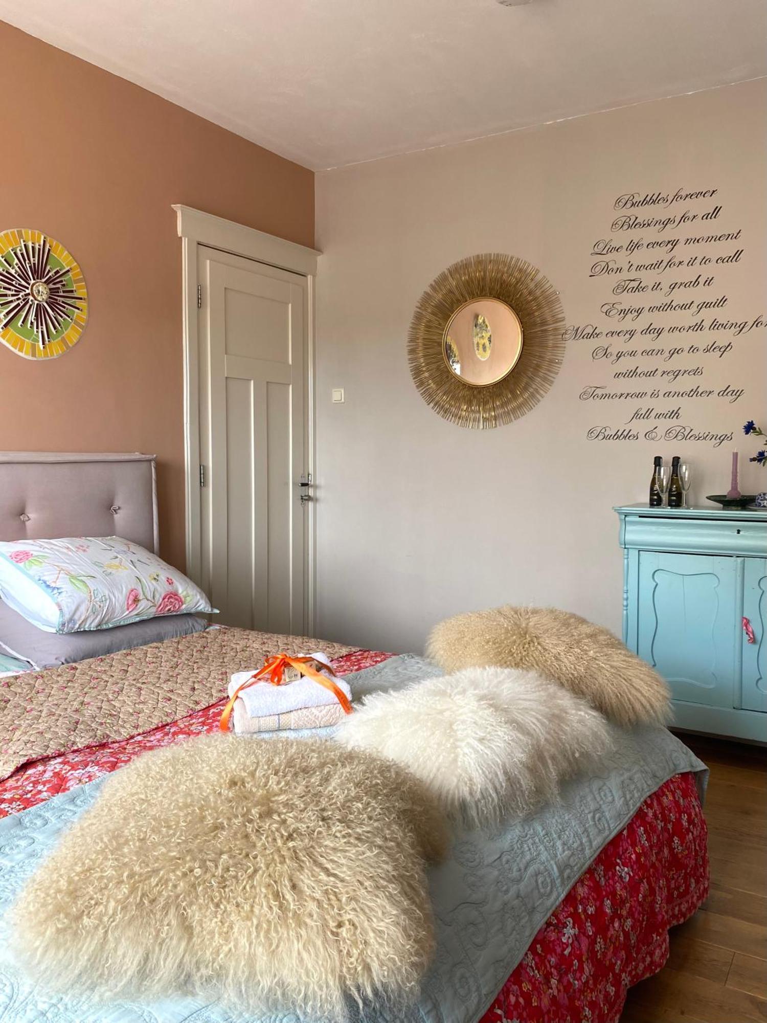 Bubbles & Bed Bilthoven Exterior foto
